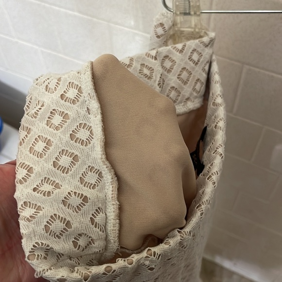 Thalia Sodi White Tiered and Lace Skirt with Beige Lining- Size S- elegant - Picture 6 of 9